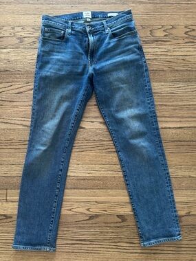 Men's Straight Fit Denim Jeans in Medium Blue